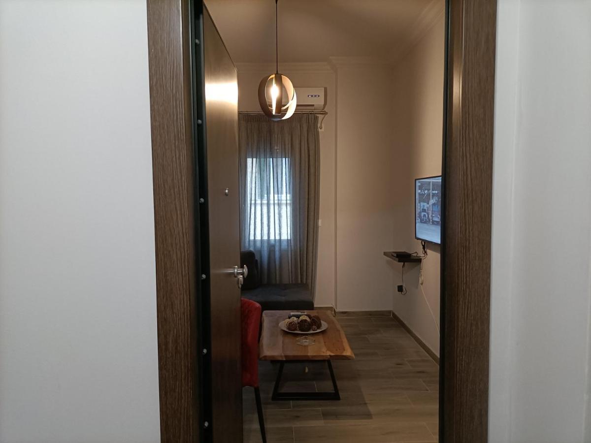 Modern Comfy Apartment Athens Exterior photo
