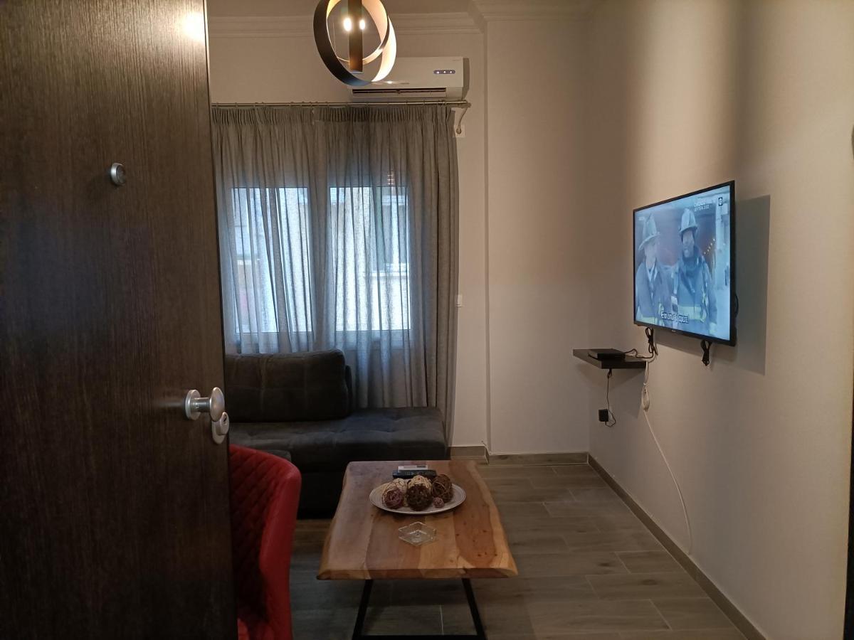 Modern Comfy Apartment Athens Exterior photo
