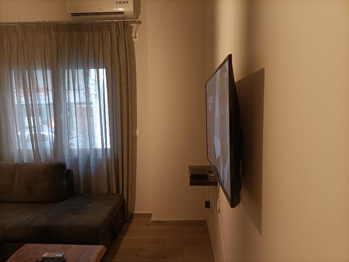 Modern Comfy Apartment Athens Exterior photo