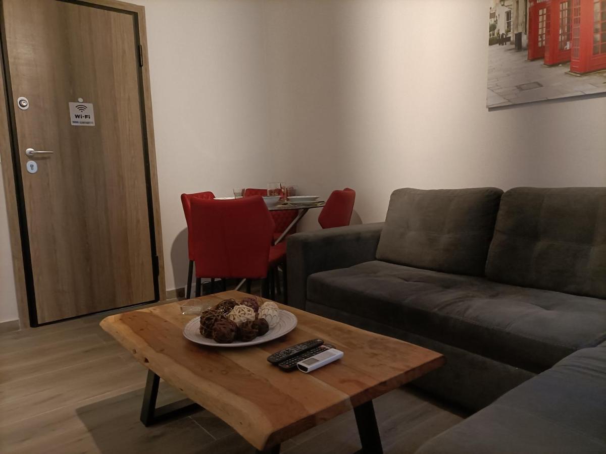 Modern Comfy Apartment Athens Exterior photo