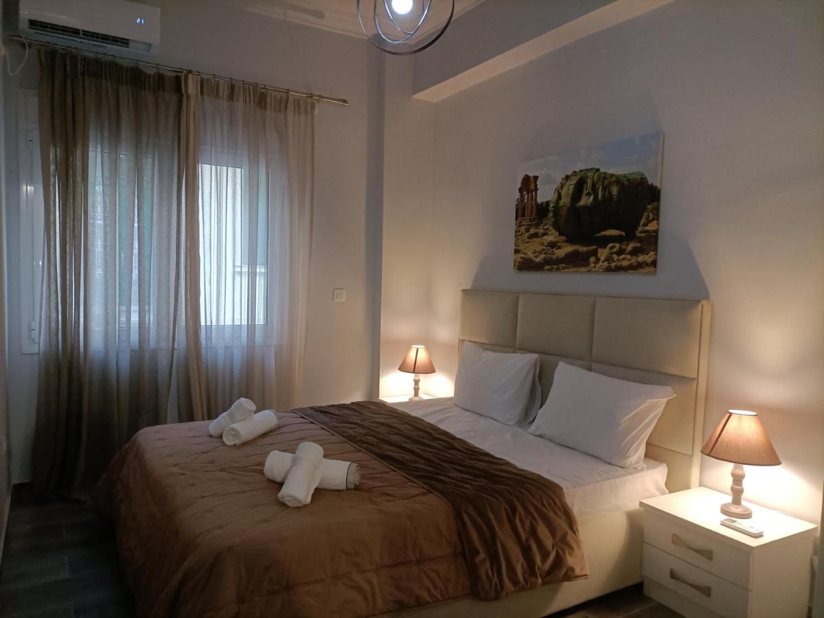 Modern Comfy Apartment Athens Exterior photo